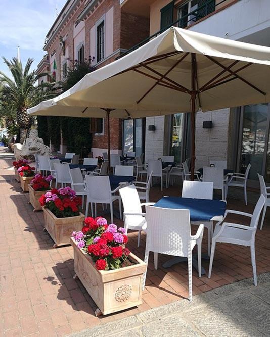 Hotel Belmare Porto Azzurro Exterior foto